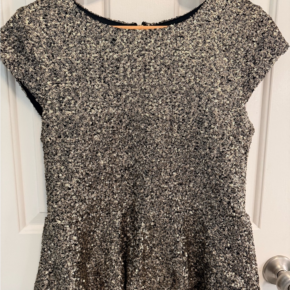 Elegant Black and Gold Women's Top